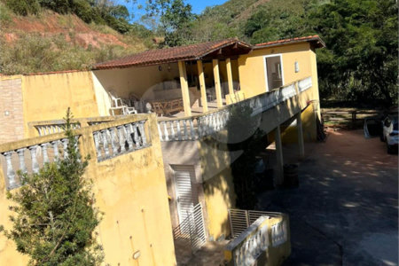 Chácara à venda com 2 quartos, sendo 1 suíte, em Alto da Ponte, São José dos Campos, SP