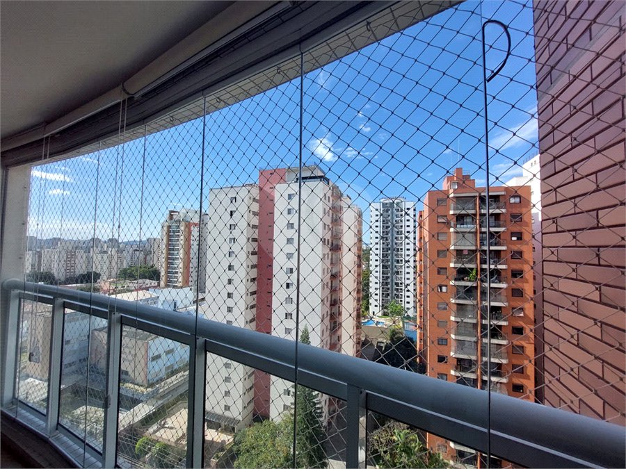 Apartamento à venda com 3 quartos, sendo 1 suíte, em Vila Leopoldina, São Paulo, SP