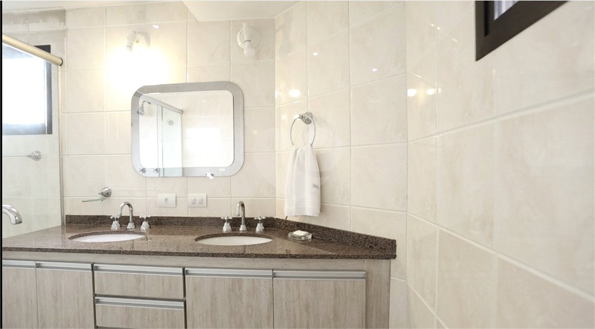 Apartamento à venda ou para alugar com 4 quartos, sendo 2 suítes, em Santana, São Paulo, SP