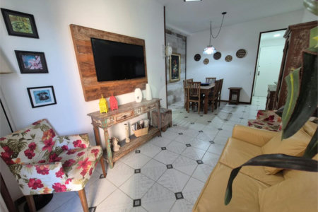Apartamento à venda com 3 quartos, sendo 1 suíte,  no Centro, Cabo Frio, RJ