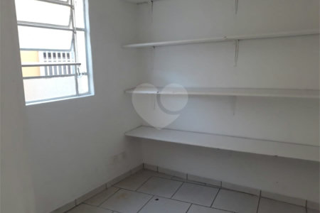 Sobrado para alugar com 4 quartos no Centro, São Roque, SP