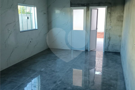 Sobrado à venda com 3 quartos, sendo 1 suíte, em Jardim do Lago, Atibaia, SP