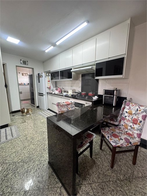 Casa à venda com 5 quartos em Vila Granada, São Paulo, SP