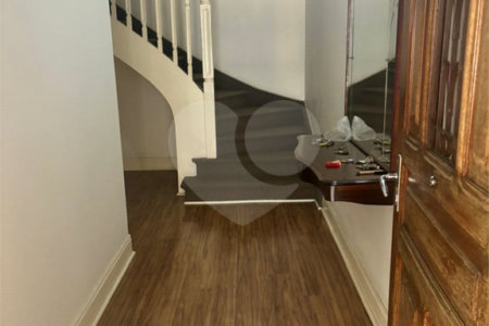 Casa à venda com 3 quartos, sendo 1 suíte, em Belenzinho, São Paulo, SP