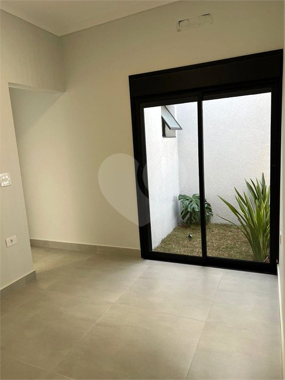 Casa à venda com 3 quartos, sendo 1 suíte,  no condomínio Villagio Ipanema I, Sorocaba - SP