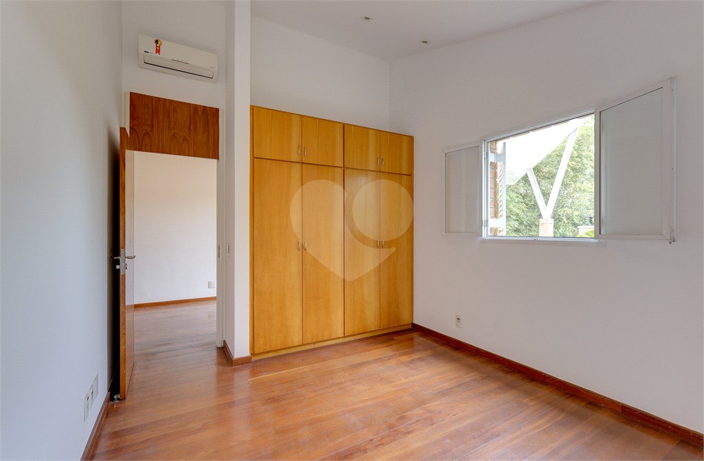 Casa Térrea à venda com 3 quartos, sendo 1 suíte, em Granja Julieta, São Paulo, SP