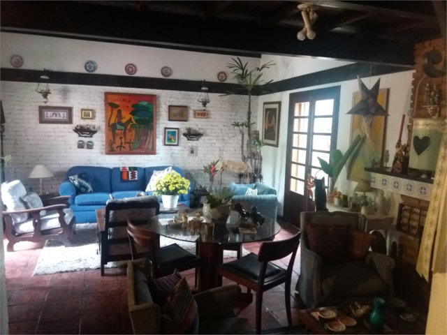 Casa à venda com 3 quartos, sendo 1 suíte,  em Vila Cruzeiro, São Paulo, SP