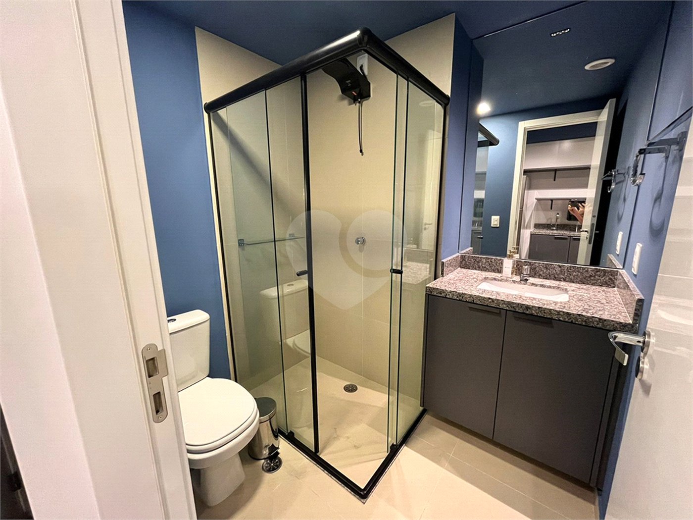 Apartamento à venda ou para alugar com 1 suíte em Pinheiros, São Paulo, SP