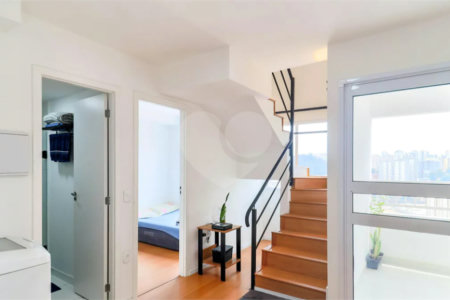 Apartamento à venda com 1 quarto em Vila das Belezas, São Paulo, SP