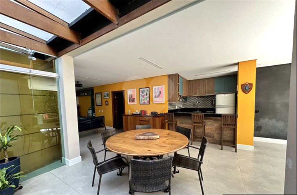 Casa à venda com 4 quartos, sendo 3 suítes, em Mandaqui, São Paulo, SP
