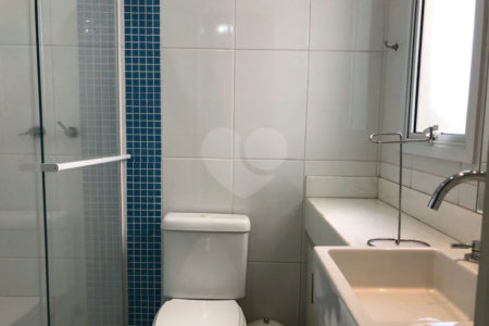 Casa à venda com 3 suítes em Santana, São Paulo, SP