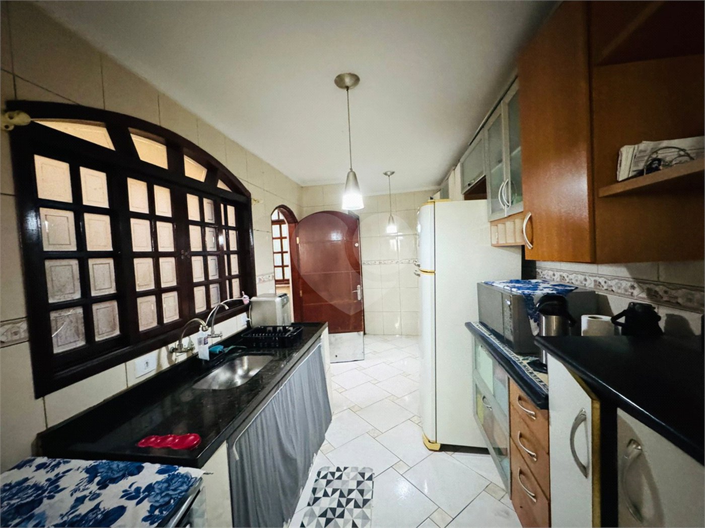 Casa à venda com 4 quartos, sendo 2 suítes, em Parque Santo Antônio, Guarulhos, SP
