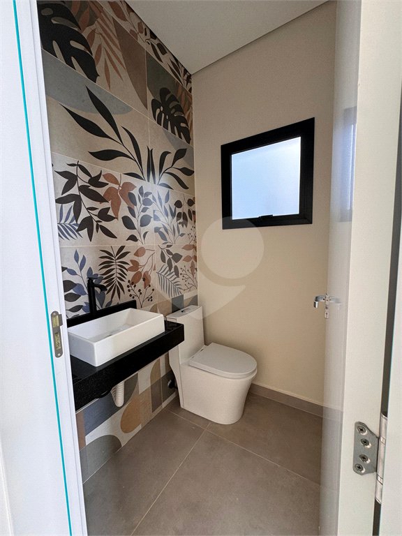 Casa à venda com 3 quartos, sendo 1 suíte, no condomínio Residencial Villagio Wanel, Sorocaba - SP