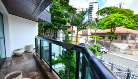 Apartamento à venda com 4 quartos, sendo 2 suítes,  em Vila Monumento, São Paulo, SP