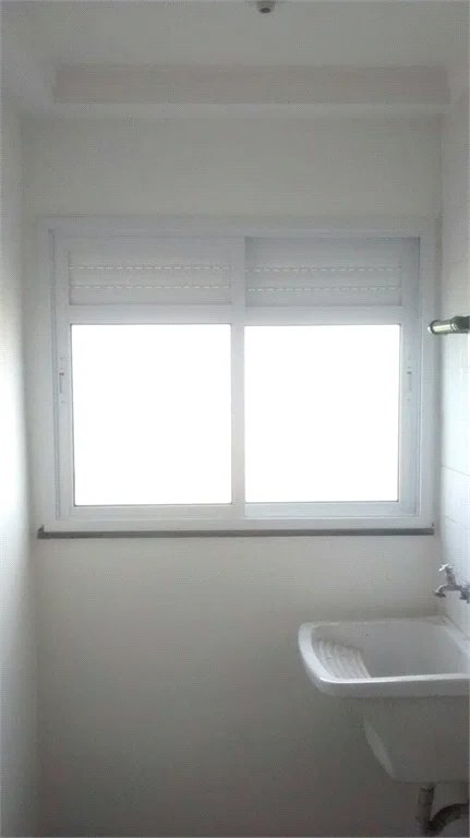 Apartamento à venda com 3 quartos, sendo 1 suíte, em Parque Reboucas, São Paulo, SP