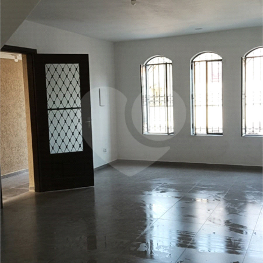Sobrado à venda com 2 quartos em Vila Mazzei, São Paulo, SP