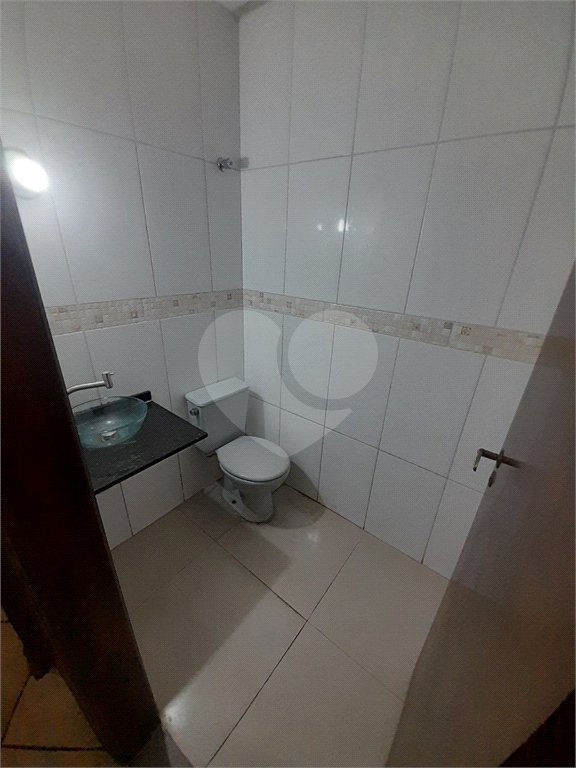 Casa para alugar com 4 quartos, sendo 3 suítes, em Alvinópolis, Atibaia, SP