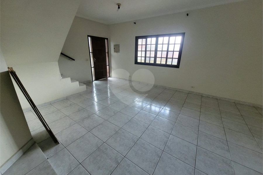 Casa de Vila para alugar com 6 quartos, sendo 4 suítes,  em Tucuruvi, São Paulo, SP