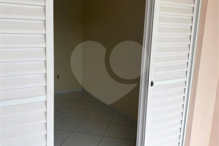 Casa para alugar com 3 quartos, sendo 1 suíte, no condomínio Reserva da Mata, Vinhedo - SP