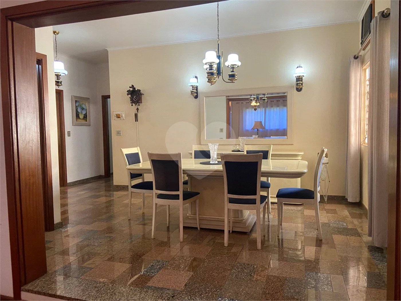 Casa à venda com 3 suítes em Jardim Primavera, Araraquara, SP