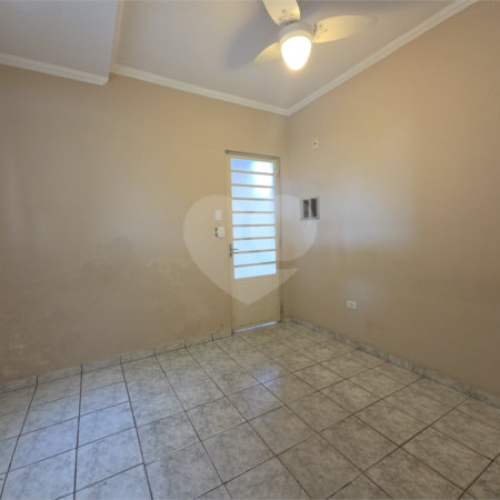 Casa à venda com 3 quartos, sendo 1 suíte, no condomínio Parque das Árvores, Sorocaba - SP