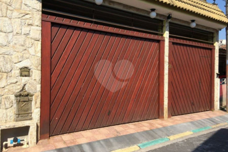 Sobrado à venda com 5 quartos, sendo 4 suítes,  em Vila Mazzei, São Paulo, SP