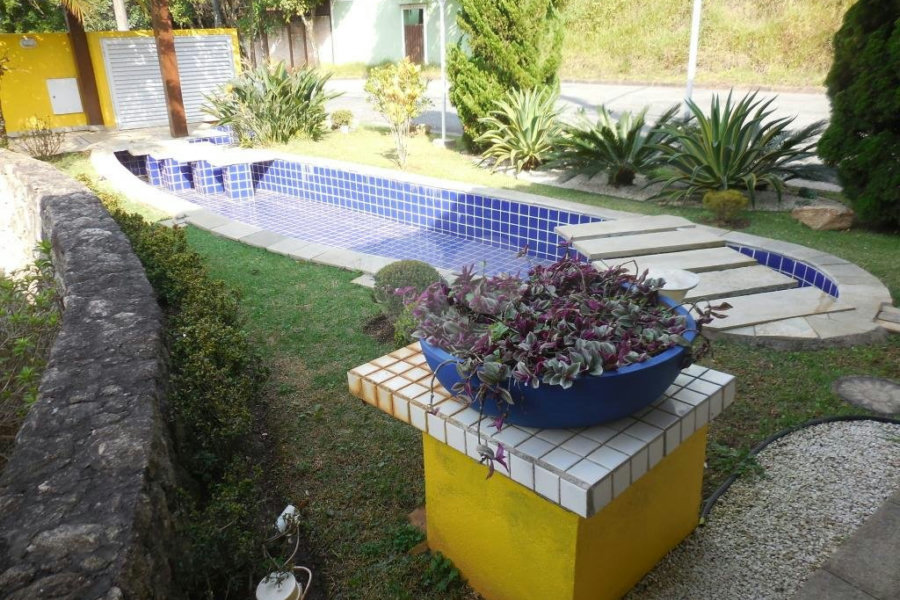 Casa à venda com 3 suítes no condomínio Itatinga I, São Paulo - SP