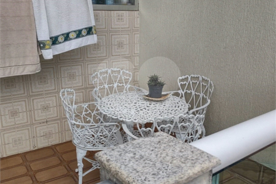 Casa à venda com 3 quartos em Horto, São Paulo, SP