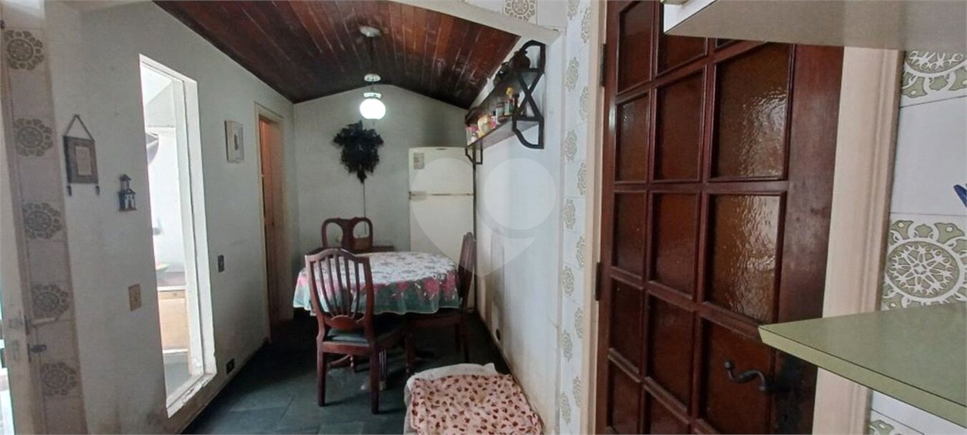 Sobrado à venda com 3 quartos, sendo 1 suíte, em Jardim Novo Mundo, São Paulo, SP