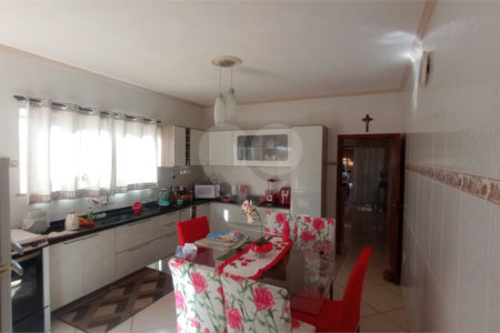 Casa à venda com 5 quartos em Retiro Santana, Itapetininga, SP