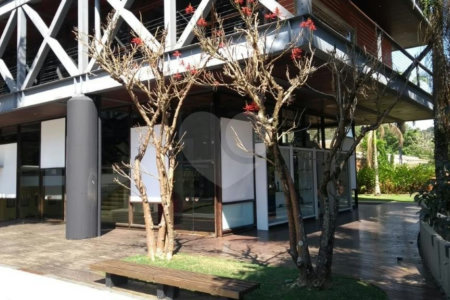 Casa à venda com 4 quartos, sendo 1 suíte, em Retiro Morumbi, São Paulo, SP