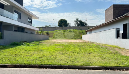 Terreno à venda no condomínio Portal dos Bandeirantes, Salto - SP