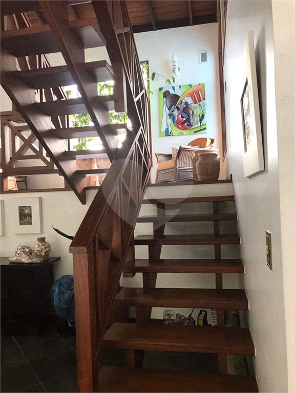 Sobrado à venda com 5 quartos, sendo 3 suítes, em Barra do Una, São Sebastião, SP