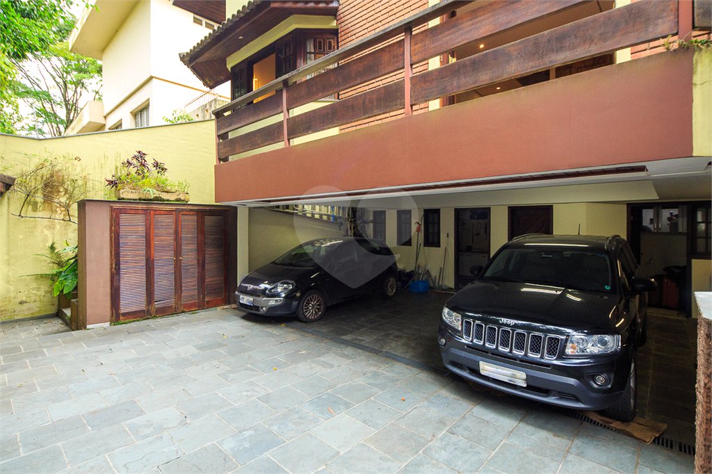 Casa Térrea à venda com 4 quartos, sendo 3 suítes, em Jardim Marajoara, São Paulo, SP