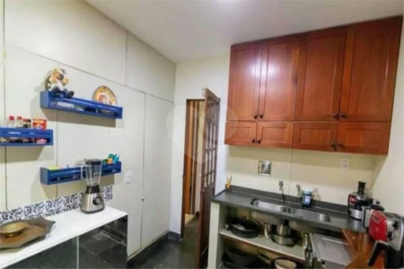 Casa à venda com 5 quartos, sendo 1 suíte,  em Tijuca, Rio de Janeiro, RJ