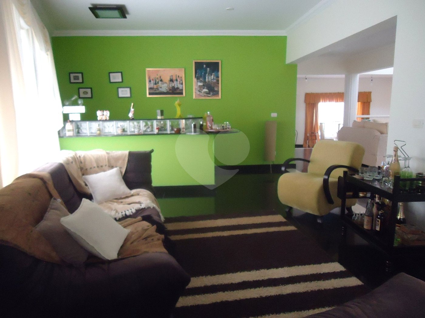 Casa à venda com 6 quartos, sendo 4 suítes,  no condomínio Monte Belo, Salto - SP