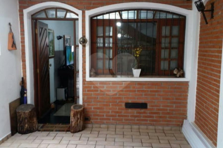 Sobrado à venda com 3 quartos, sendo 1 suíte, em Vila Cruzeiro, São Paulo, SP