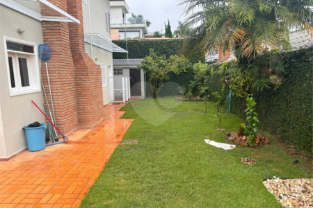 Casa à venda com 5 suítes em Aruã, Mogi das Cruzes, SP