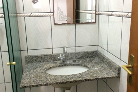 Apartamento à venda ou para alugar com 3 quartos, sendo 1 suíte,  em Vila Alice, Santo André, SP