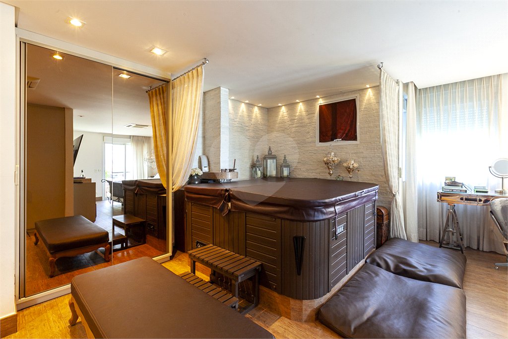 Apartamento à venda com 3 suítes em Panamby, São Paulo, SP
