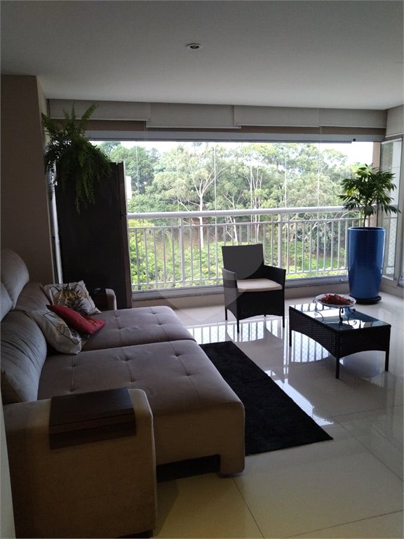 Apartamento à venda com 3 quartos, sendo 2 suítes, em Vila Leonor, São Paulo, SP