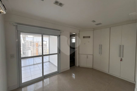 Cobertura à venda com 3 quartos, sendo 2 suítes,  em Vila Buarque, São Paulo, SP