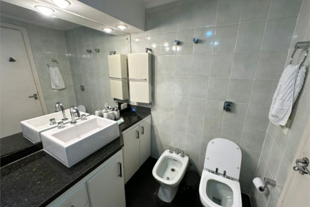 Apartamento à venda com 3 suítes em Vila Olímpia, São Paulo, SP