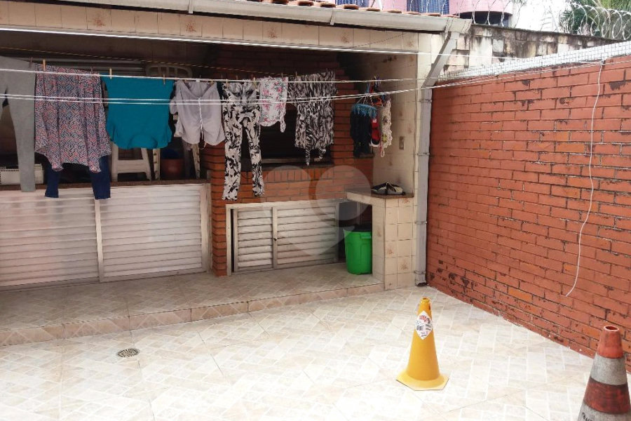 Sobrado à venda ou para alugar com 3 quartos, sendo 1 suíte, em Anália Franco, São Paulo, SP