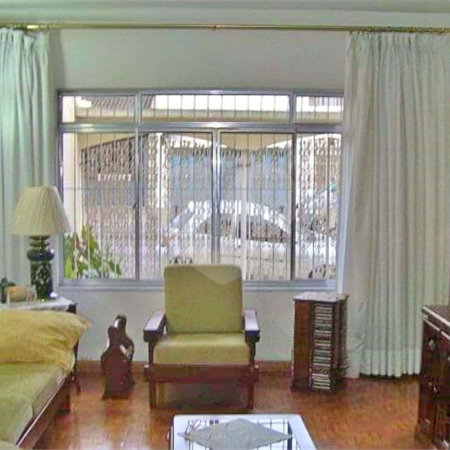Casa à venda com 3 quartos, sendo 1 suíte,  em Jardim Aeroporto, São Paulo, SP