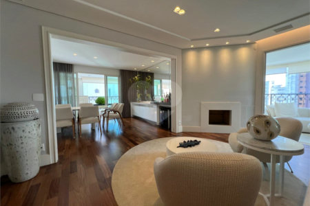 Apartamento para alugar com 4 suítes em Água Fria, São Paulo, SP