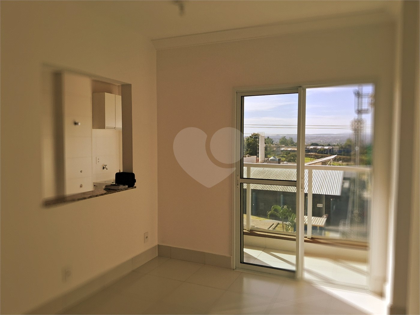 Apartamento à venda ou para alugar com 3 quartos, sendo 1 suíte, em Jardim Santiago, Indaiatuba, SP