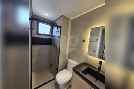 Apartamento à venda ou para alugar com 3 quartos, sendo 1 suíte,  em Vila Olímpia, São Paulo, SP