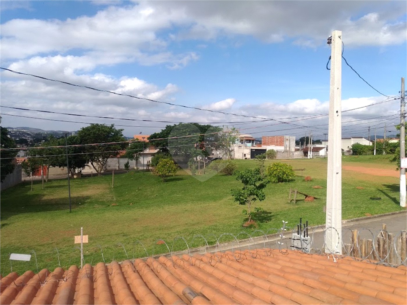 Casa Térrea à venda com 3 quartos, sendo 1 suíte, em Nova Cerejeira, Atibaia, SP