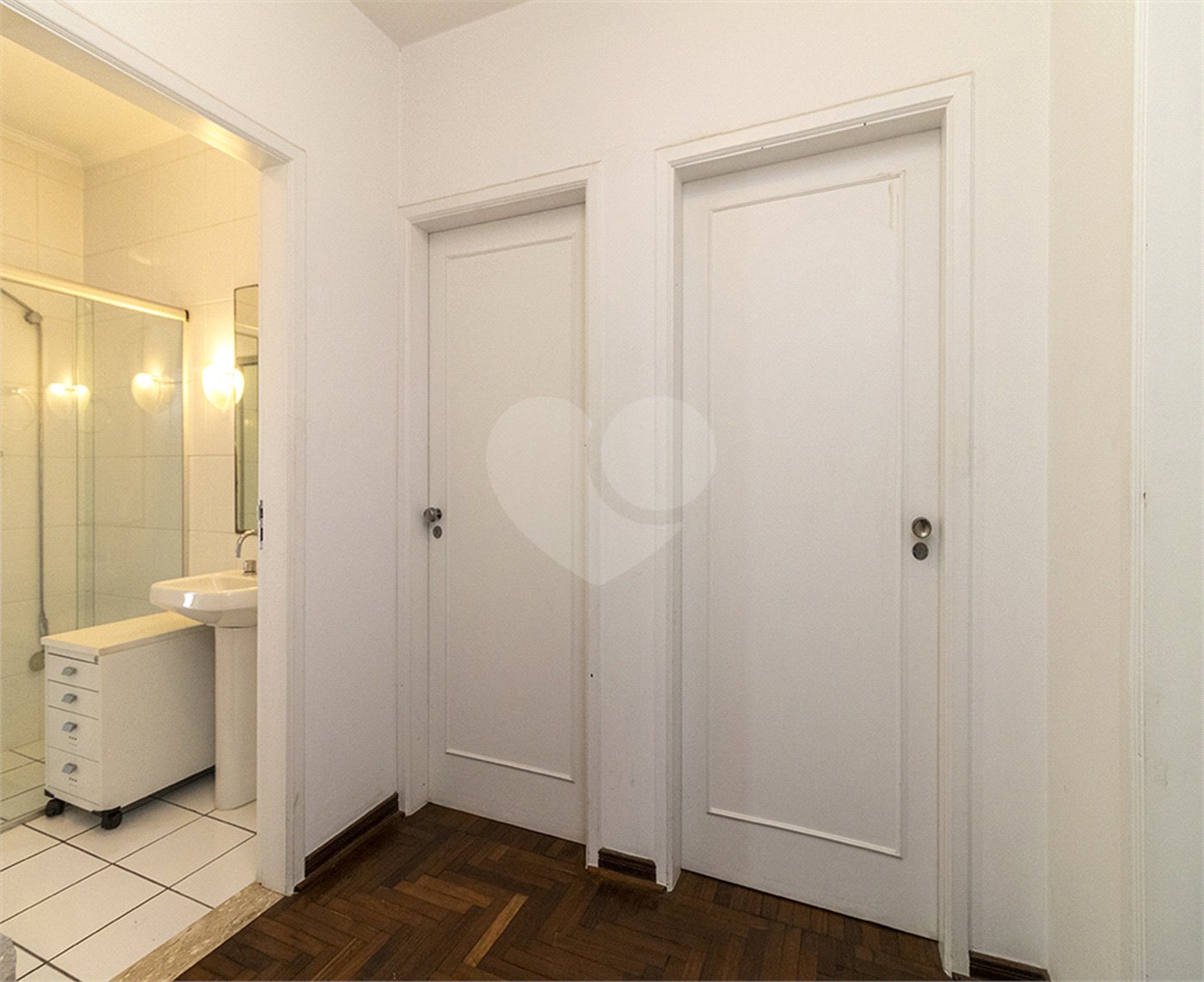 Casa à venda com 3 quartos, sendo 2 suítes, em Alto de Pinheiros, São Paulo, SP